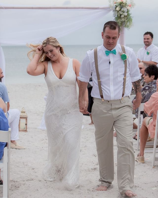 I feel safe and confident walking by your side. I would comfort you, and love you till the day I die.
#clearwaterphotographer
���
#beachwedding #outdoorwedding #floridaweddings #floridawedding #sunsetwedding #stylemepretty #theknot #ido #tampabaywedd