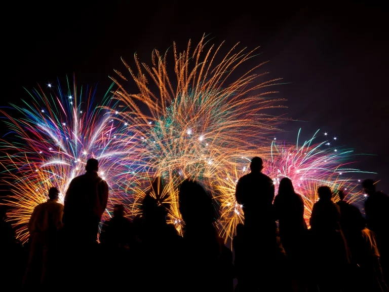 Fireworks+-+Depositphotos_39859697_original.jpg