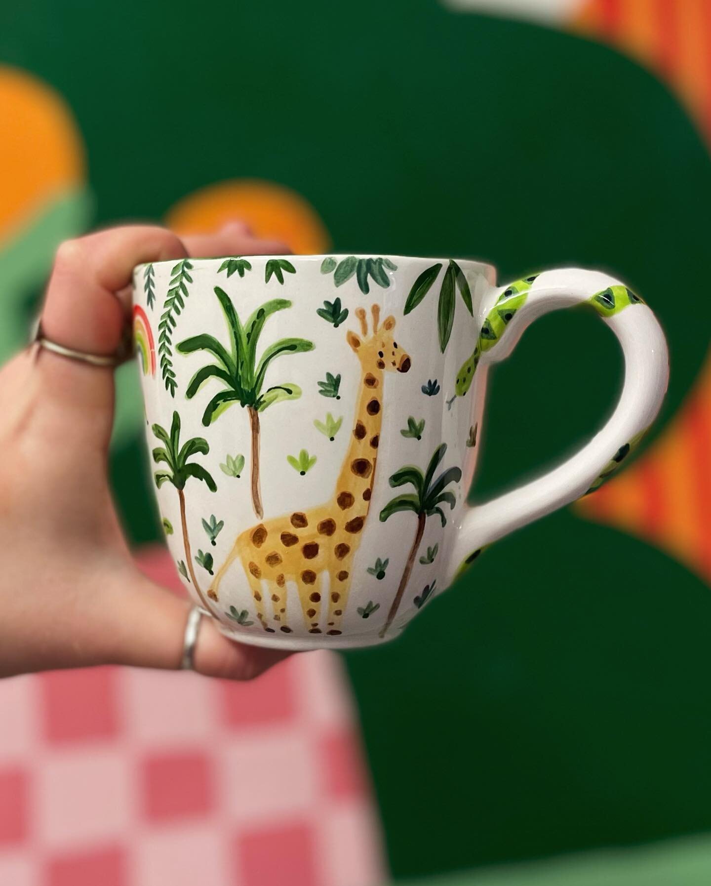 how are our customers so talented 🦒🦥🐆🌴 this mug is so lovely #pottery#ceramics#potterypainting#brighton