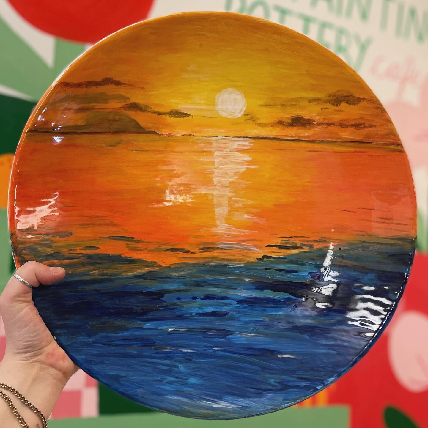 mind boggling what our customers manage to paint in 2 hours 🌅 #pottery#ceramics#brighton