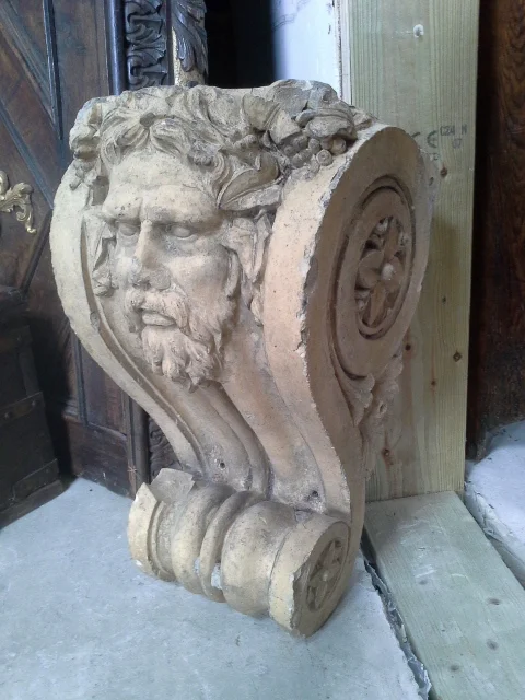 Large stone corbel by George Skey. £395