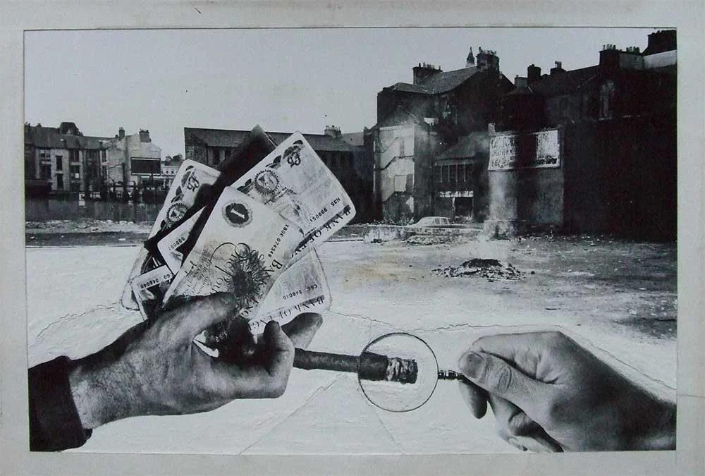 hand cash cigar.jpg