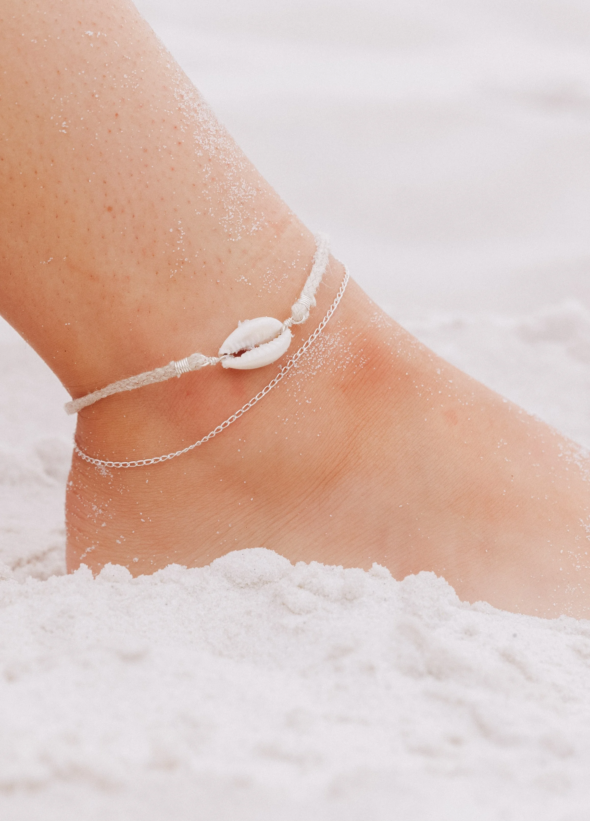 island-life-anklet-hemp-model-two-in-the-sun.jpg