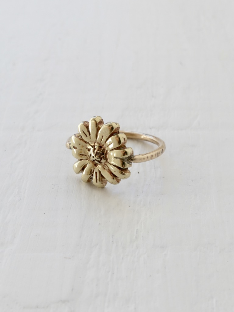 gold-daisy-ring-bloom-two-in-the-sun.jpg