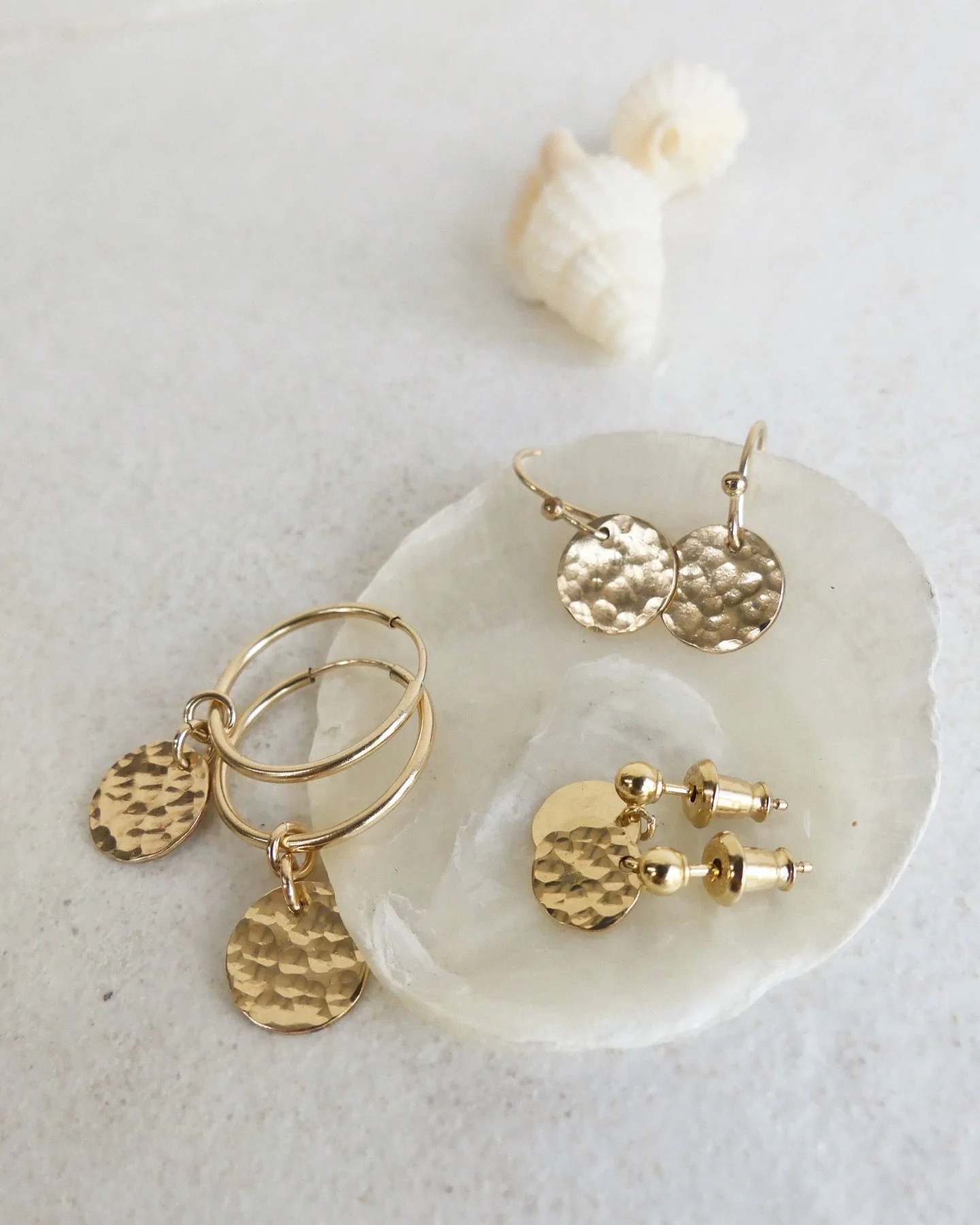 The simple staples for everyday ear decorating 💫