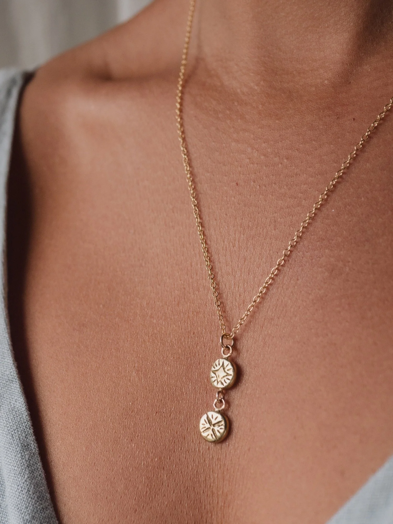 Little restock of one of my most requested designs.
Shooting Stars in Gold ✨

Limited numbers online now x

#star #shootingstars #starnecklace