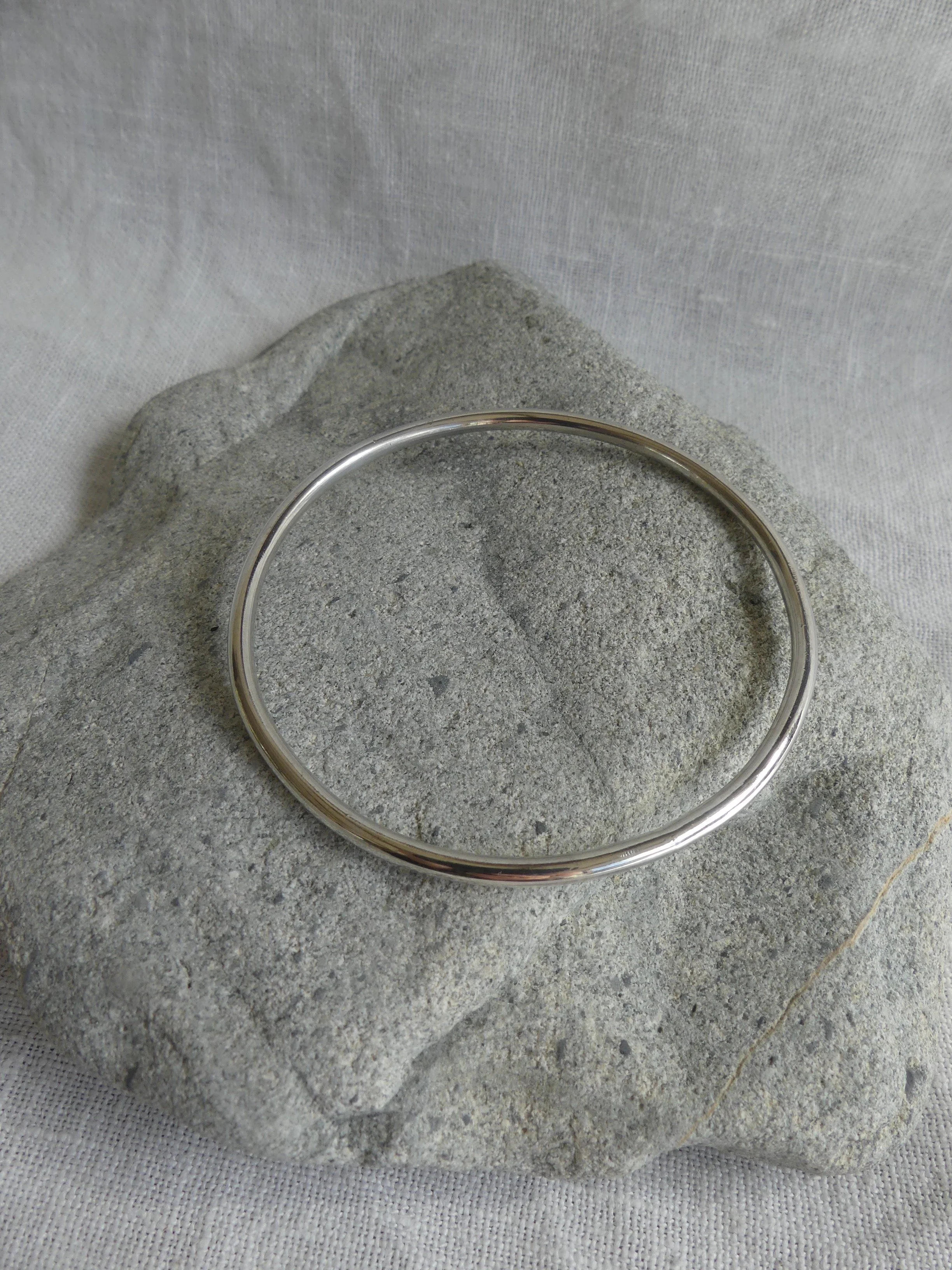 Cool Water Bangle