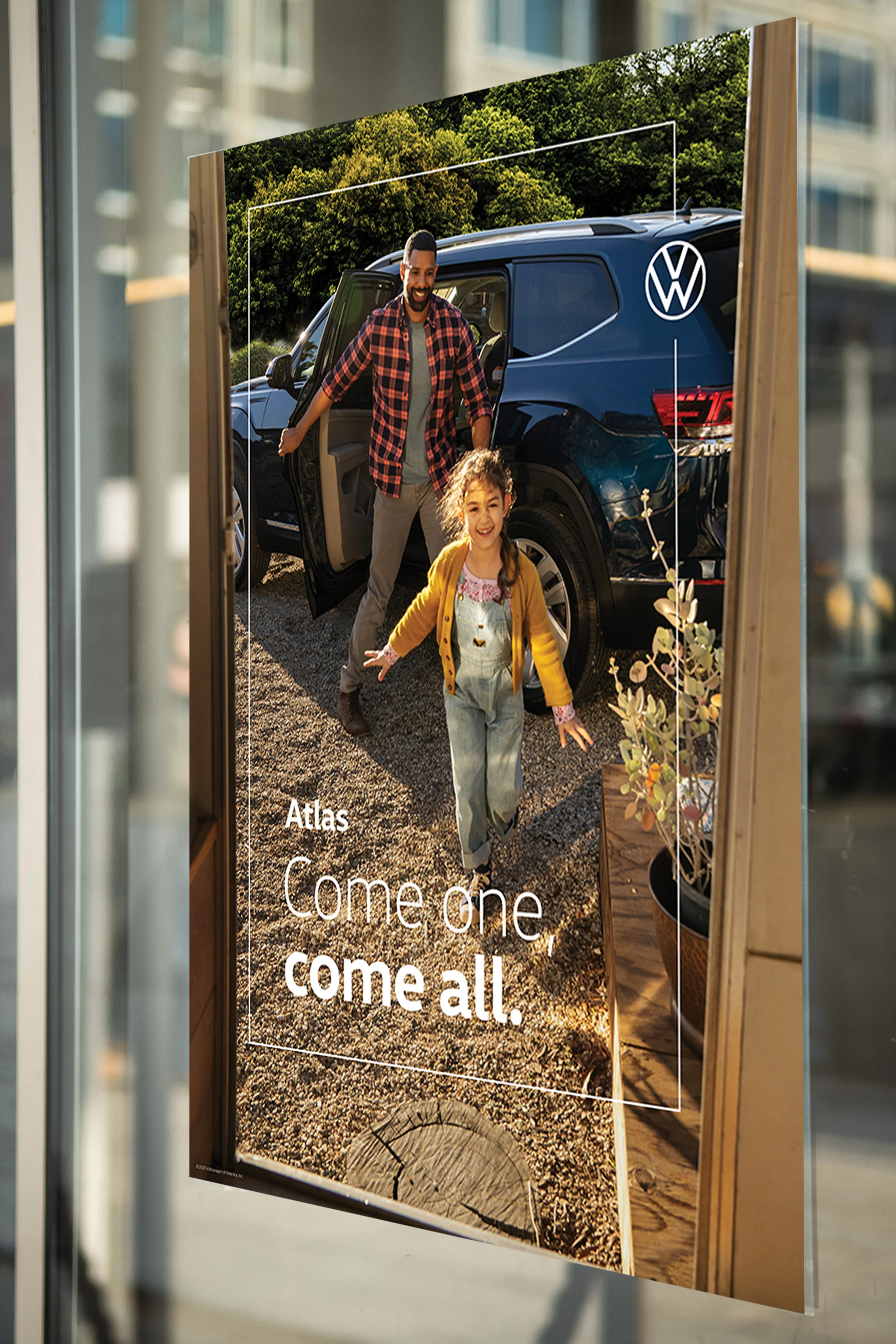 VW_2020Showroom_ClingPoster_Atlas_InSitu_Final.jpg