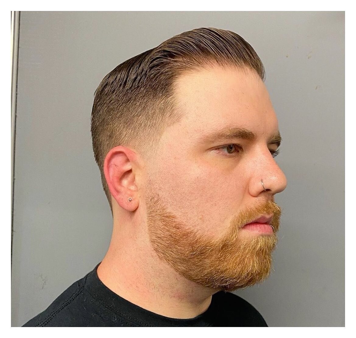 hair cut and beard clean up by russ ✨
 #eastendbarber #houstonbarber  #houstonbarbershop  #eastendbarber #everybodyhappy  #houstonbarberstylist #texasbarber #houston #mensgrooming #houstondynamo #houstonastros #houstonrockets #houstontexans #fartsnif