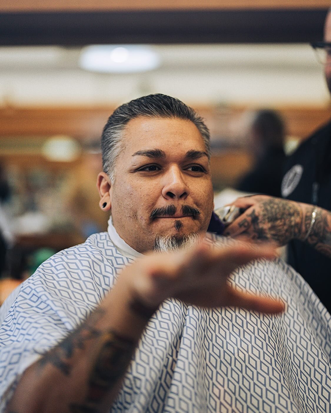 dumpin hair on the floor 8 days a week hit us up 🫵 eastendbarber.net 
#houstonbarber #barber #barbershopconnect #houston #texasbarber #barberlife #barbershop #rockets #houstonbarbers #haircut #barbers #astros #houstonhairstylist #andis #fade #texans