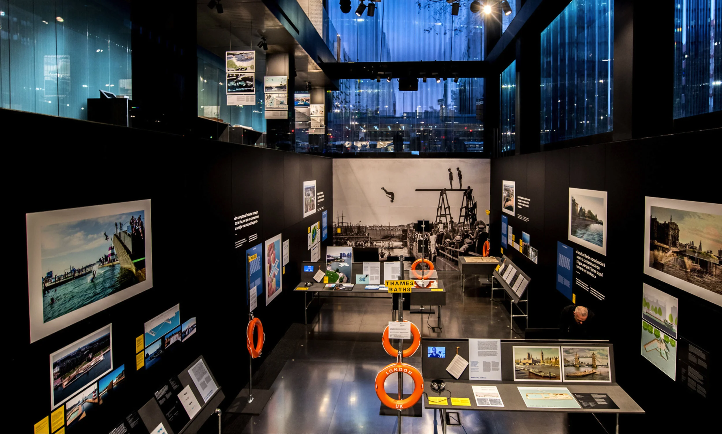 Urban Plunge: New Designs For Swimming In Our Cities, Roca Barcelona Gallery