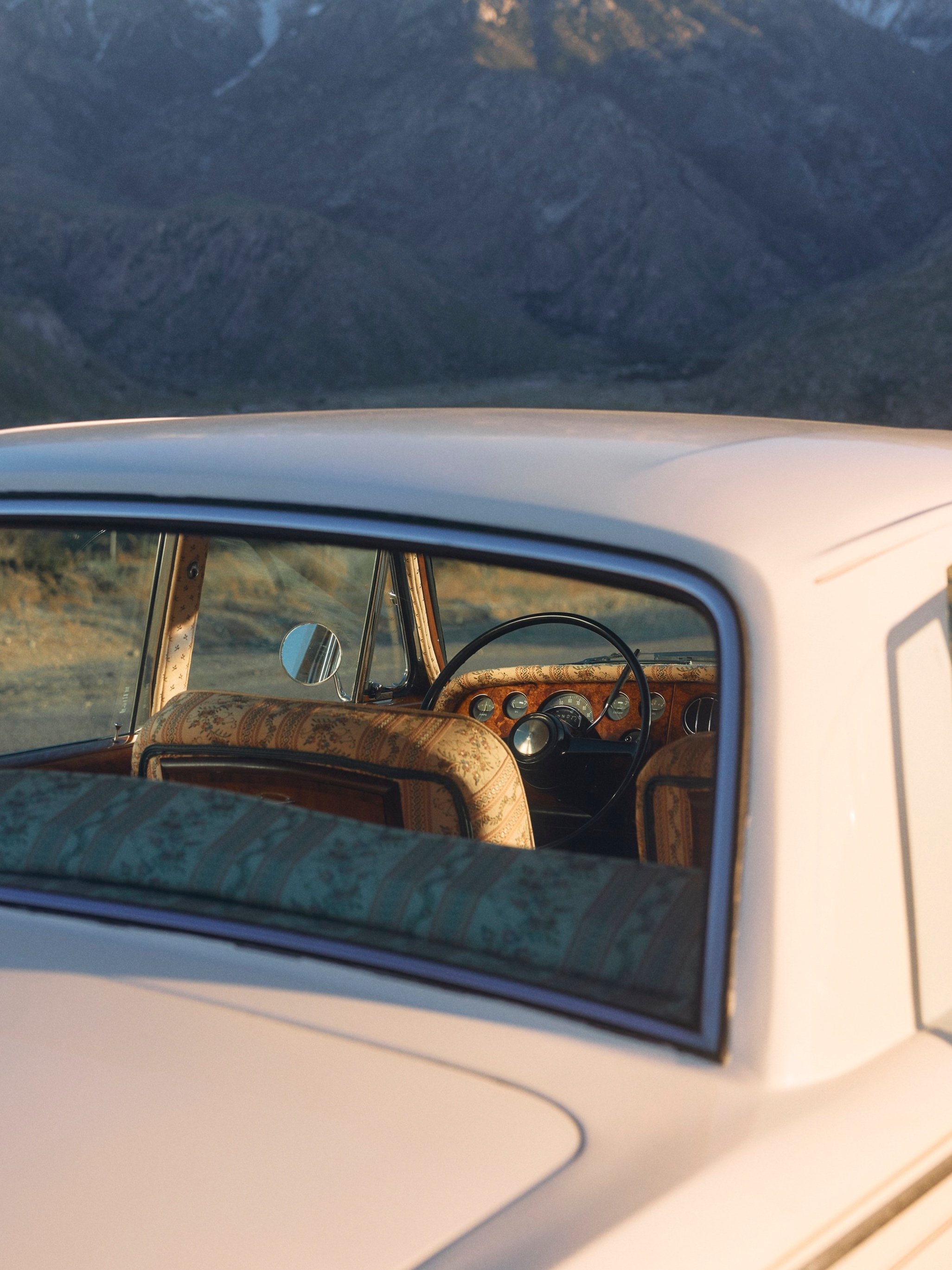 Rolls_Royce_949 copy.jpg