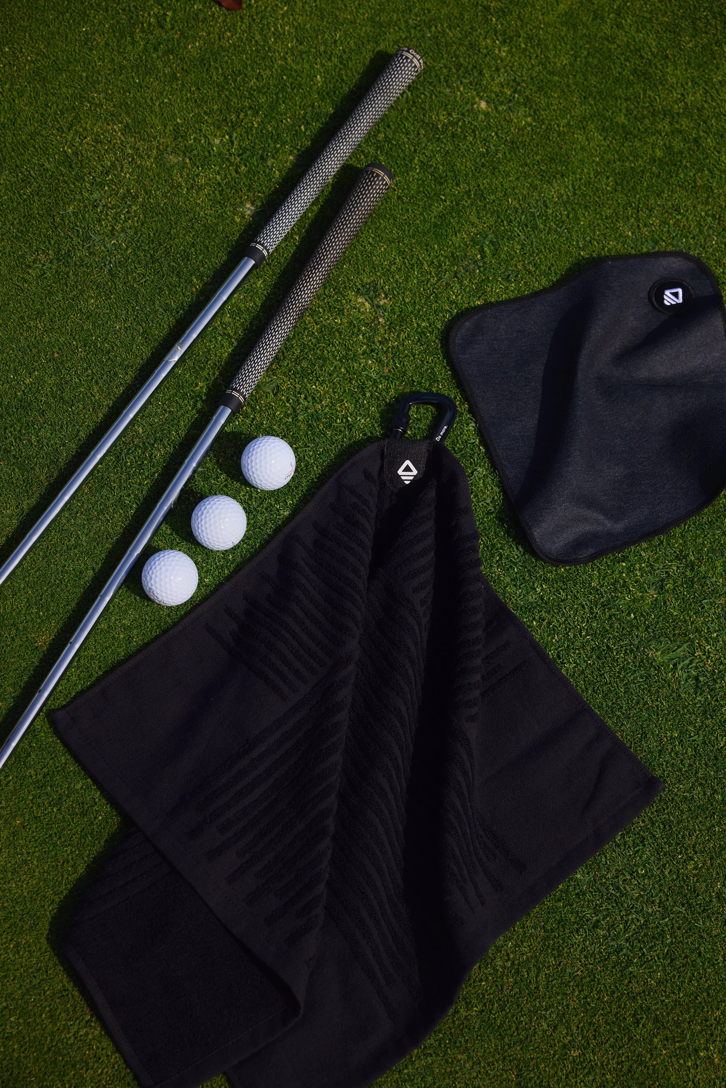 Nomadix_golf_towel_0201.jpg