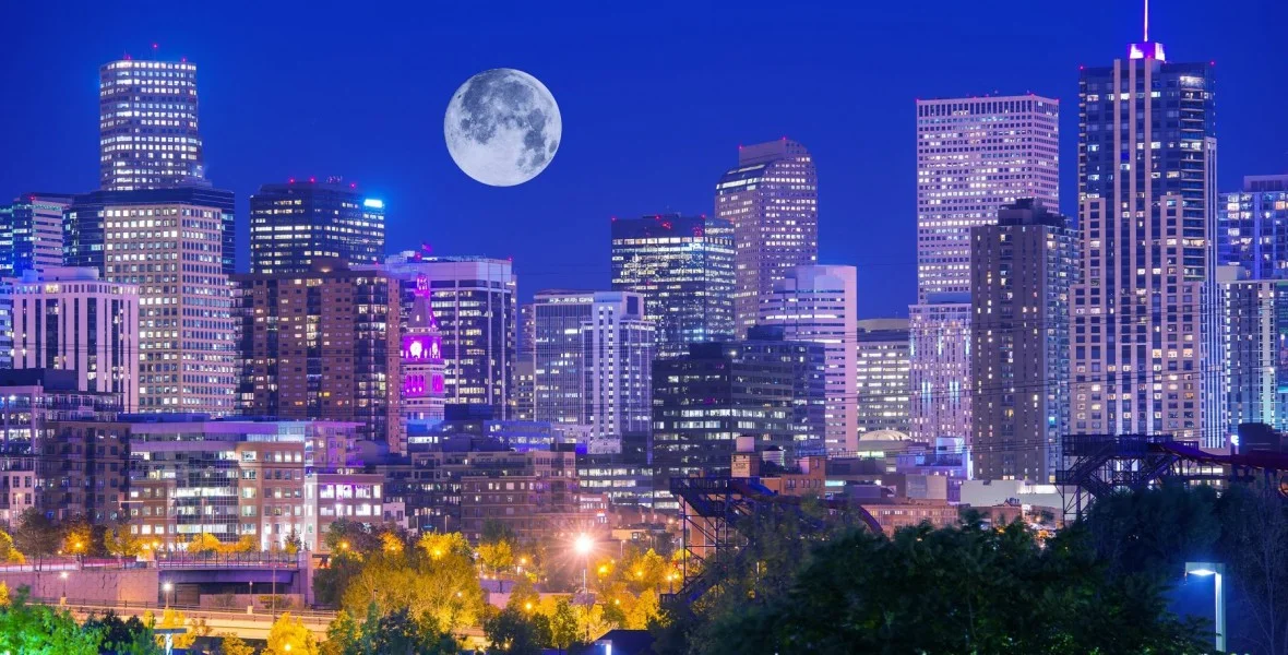 denver at night .jpg