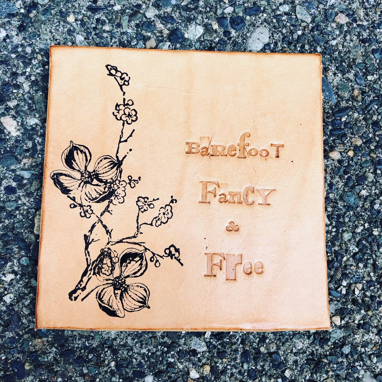 barefooet fancy & free.JPG