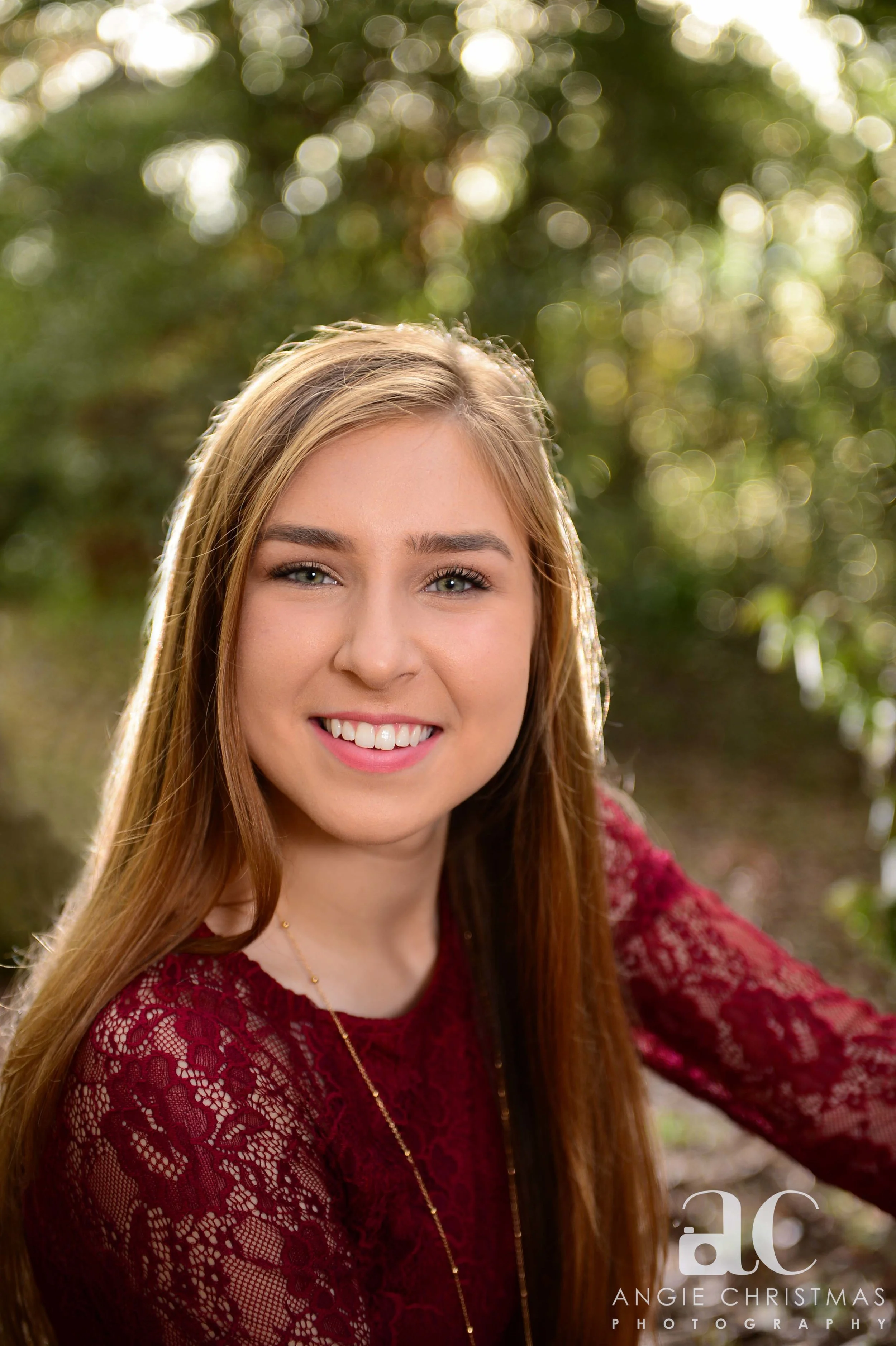 Senior PortraitEmmaWM (1 of 5).jpg