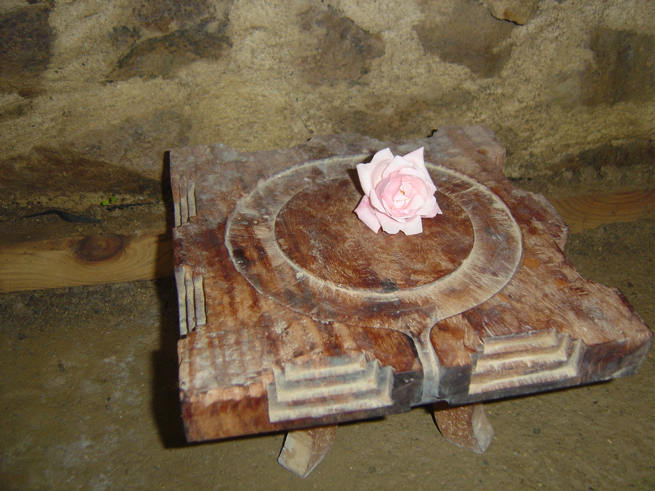 The pitham ( stool) where the lineage of teachers 'sit' to observe the training.