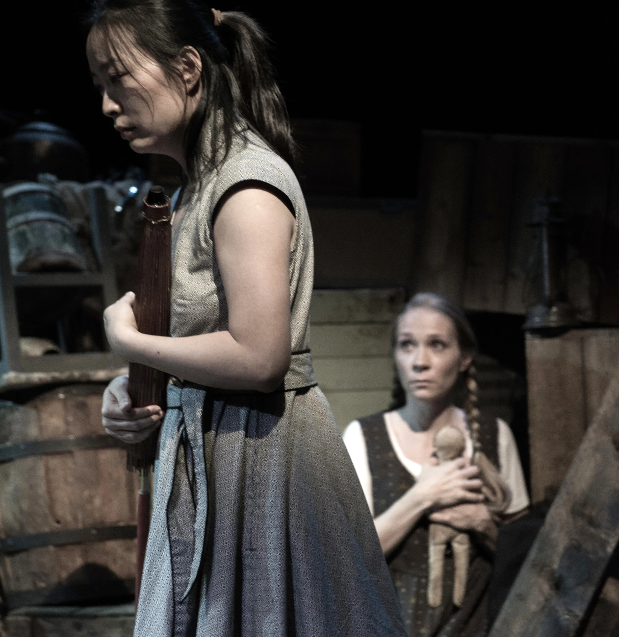 Jeungsook Yoo and Hilde Stensland in The Water Station, 2015.