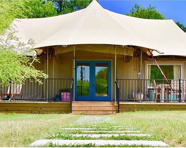 The adventure of nature has been given to us as a gift. It is something that can and should be enjoyed. Our family has built Wahwahtaysee to allow you to revel in the beauty of the star filled Texas sky with the sound of the San Marcos river at your 