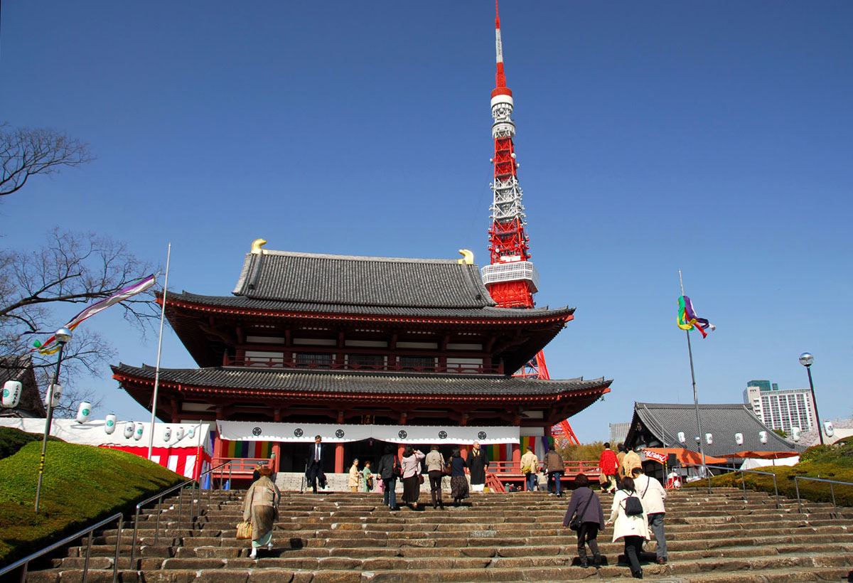 Zojoji_frontal_steps.jpg