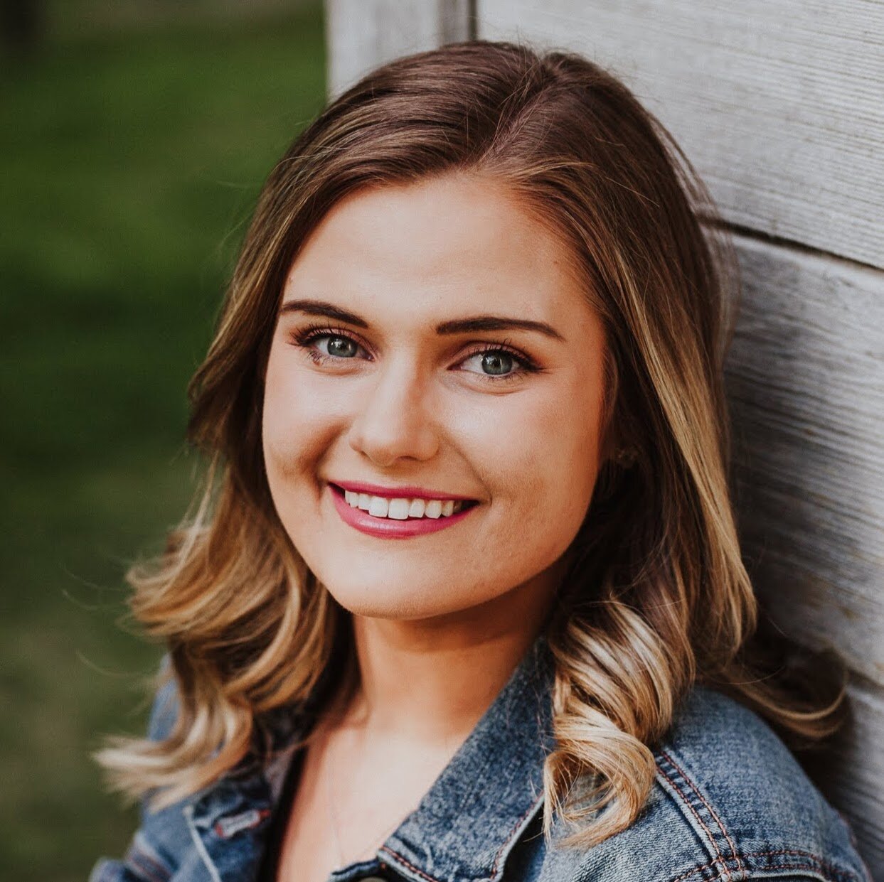 Erika Headshots 2019 erikapenner96 gmail com-Erika Headshots 2019-0001.jpg