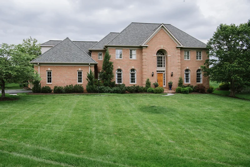 pamelaharveyinteriordesign.com | Pamela Harvey Interiors, LLC | Interior Designer in Oakton Virginia | Luxury Home and Condominium Styling on the East Coast | Colonial Home Gets A Modern Update