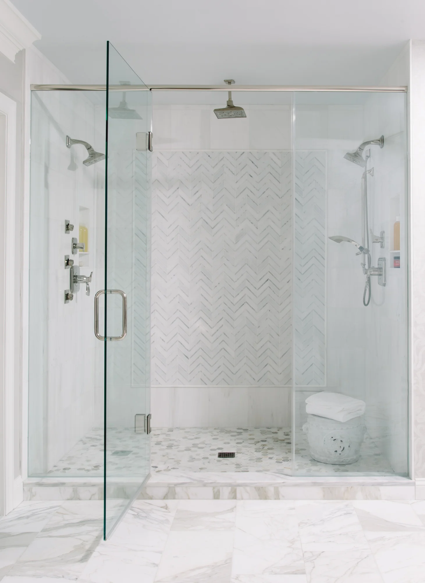 pamelaharveyinteriordesign.com | Pamela Harvey Interior Design | Luxury Home and Corporate Space Styling In Virginia, Florida, Washington D.C. | Kitchen and Bathroom Stylist