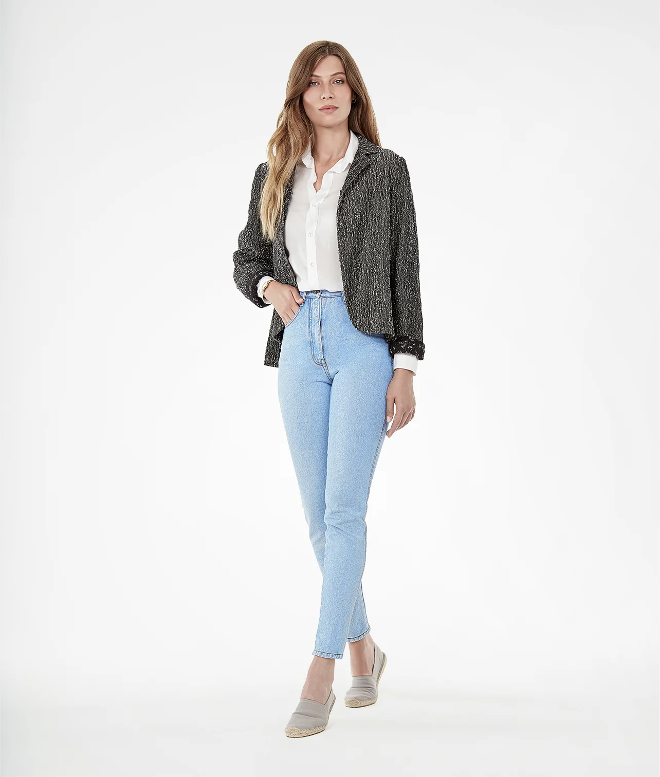 Look10_A_FRONT_WP.jpg
