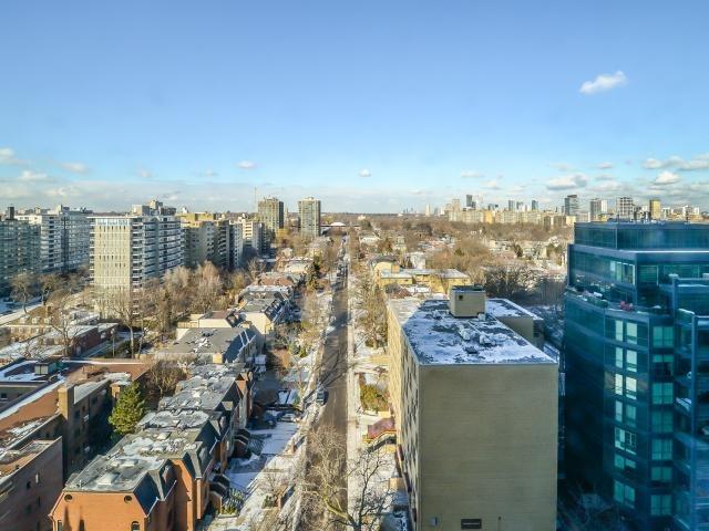 C4022273_16.jpg