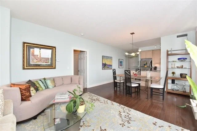 70 High Park Ave1804.jpg