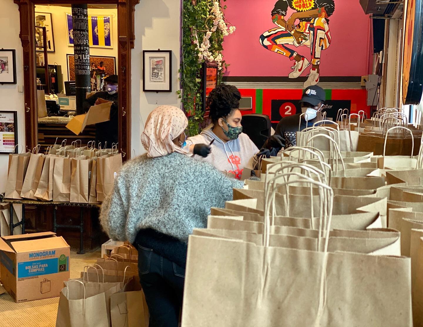 As a result of our partnership with @wckitchen, #RoosterHarlem served 1,000 meals to the people and 300 meals to the @nychagram Polo Grounds today! #chefsforamerica #communitykitchen #harlem