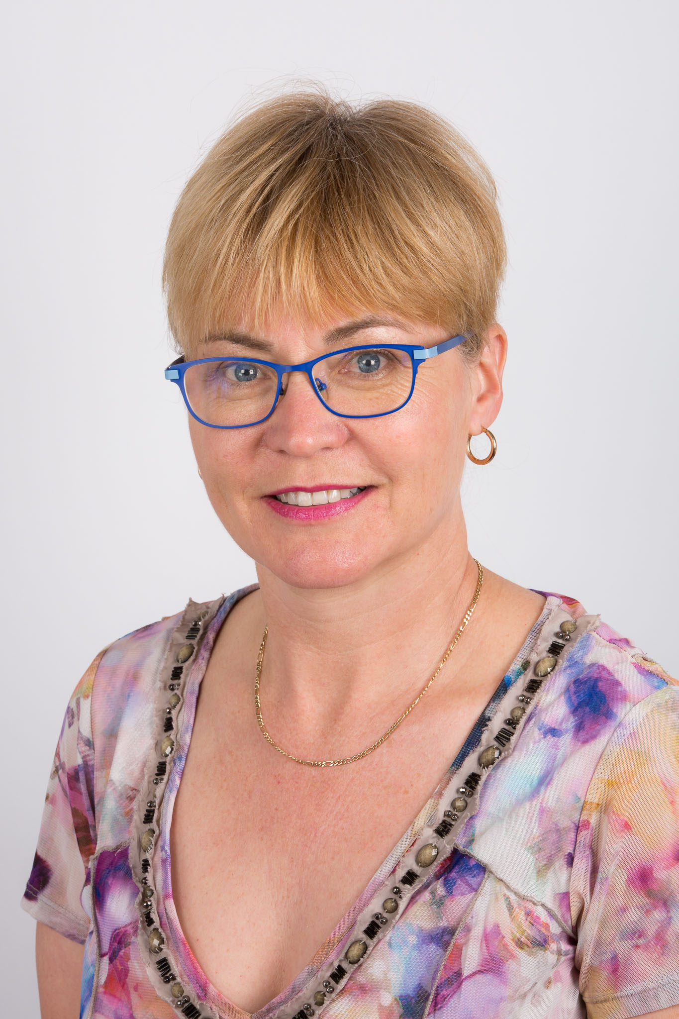 Contact Crawford Medical Centre to book an appointment with Dr. Forbes