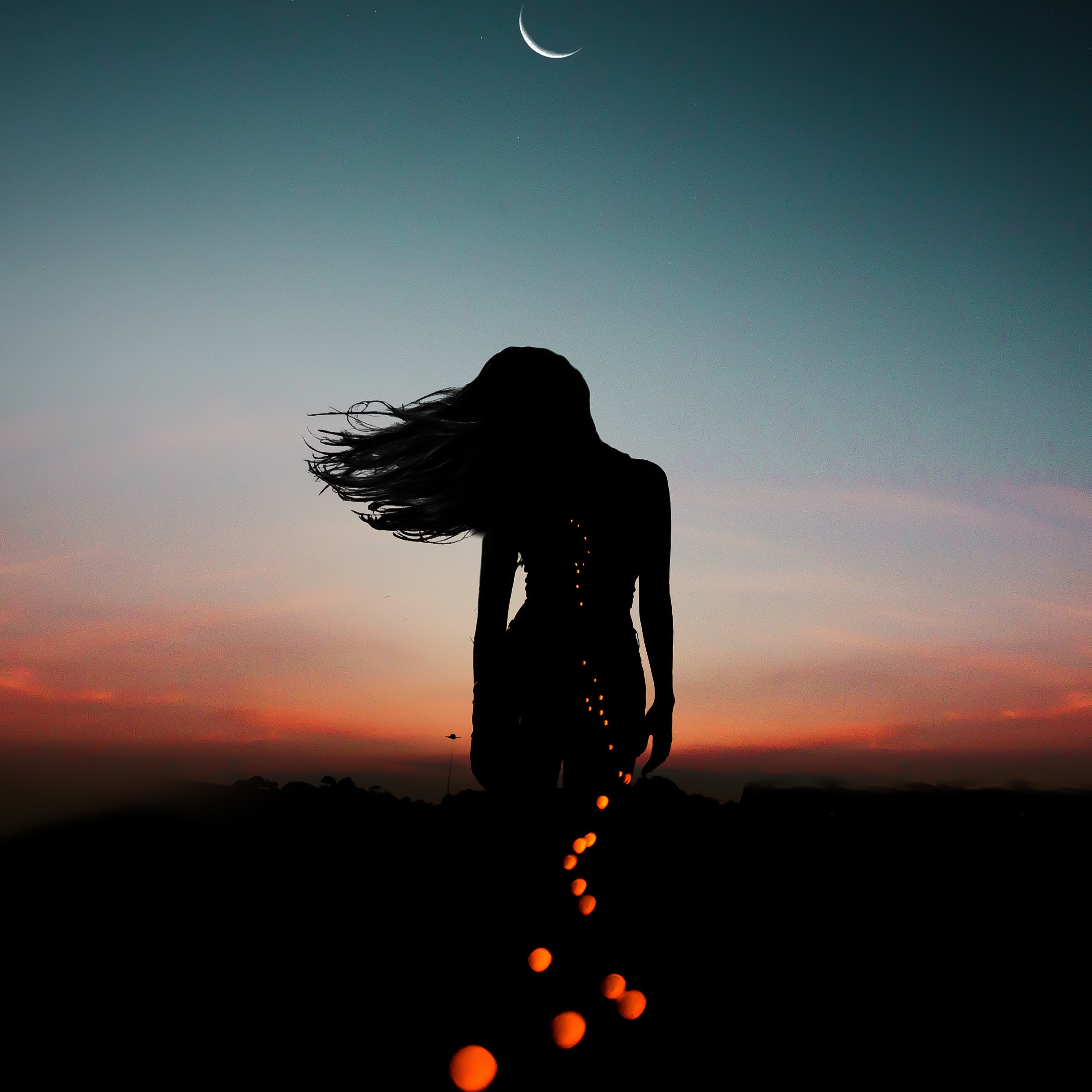 art-backlit-crescent-moon-556665.jpg