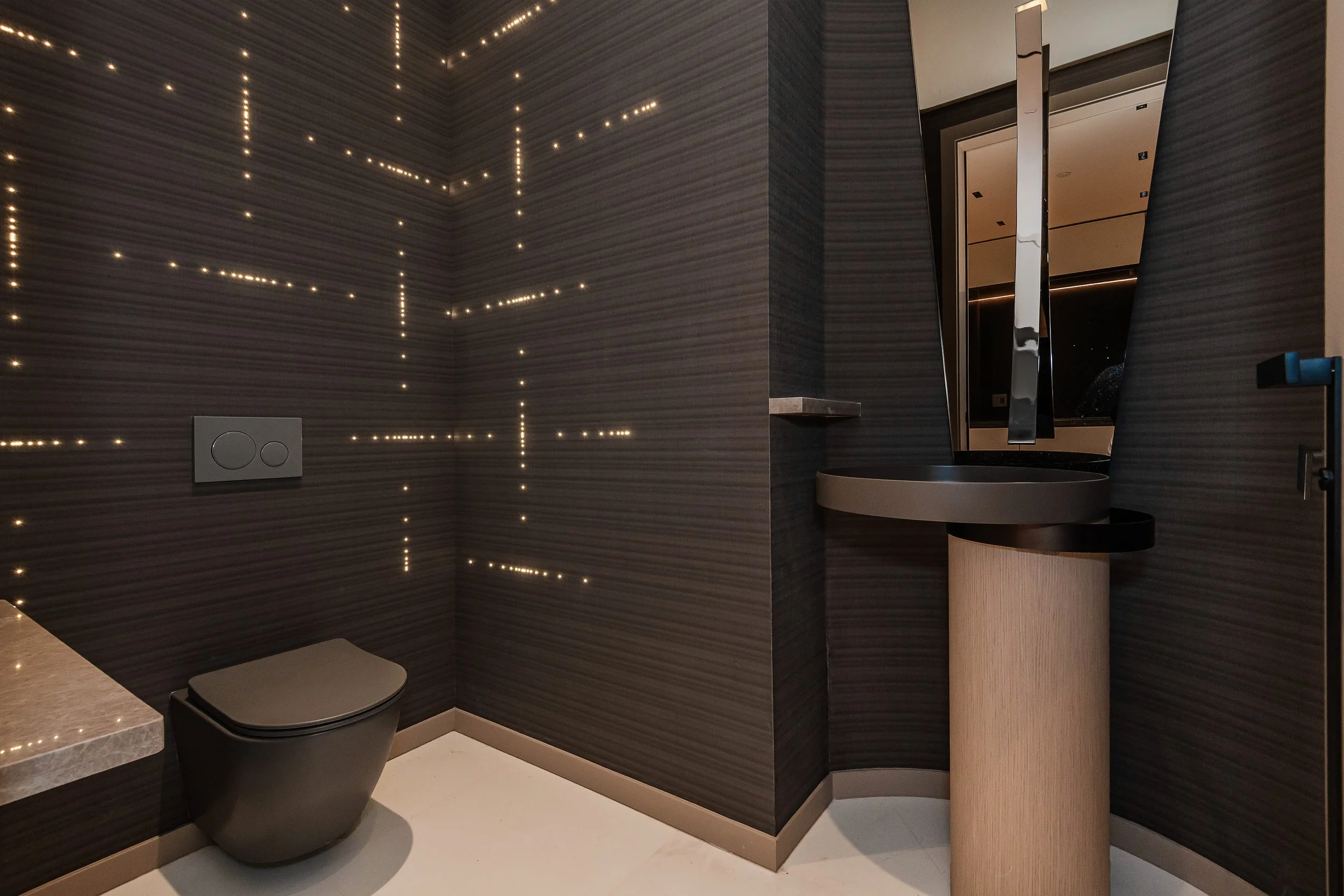 Aston Martin Residences