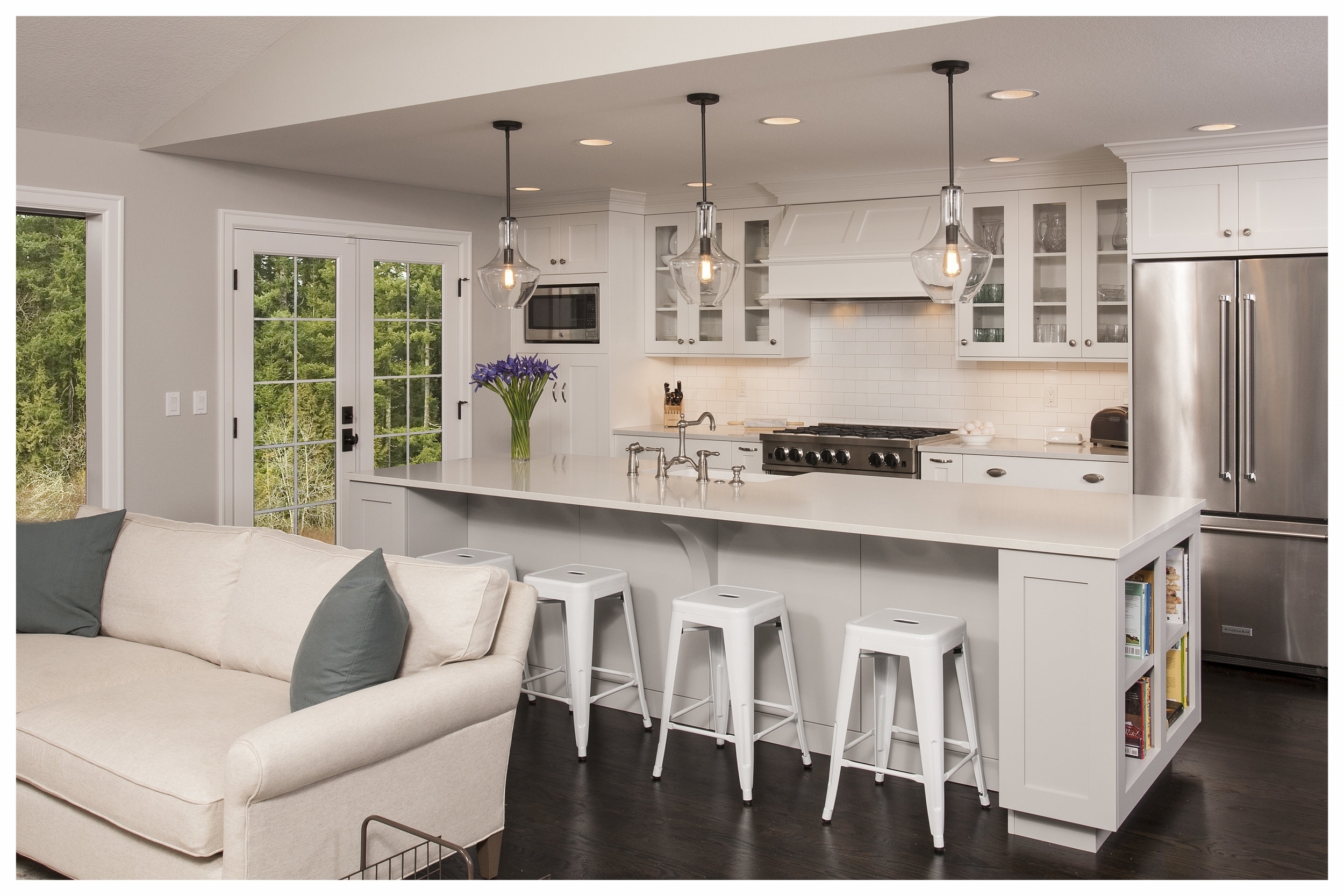 English Hill Transitional Kitchen 2.jpg