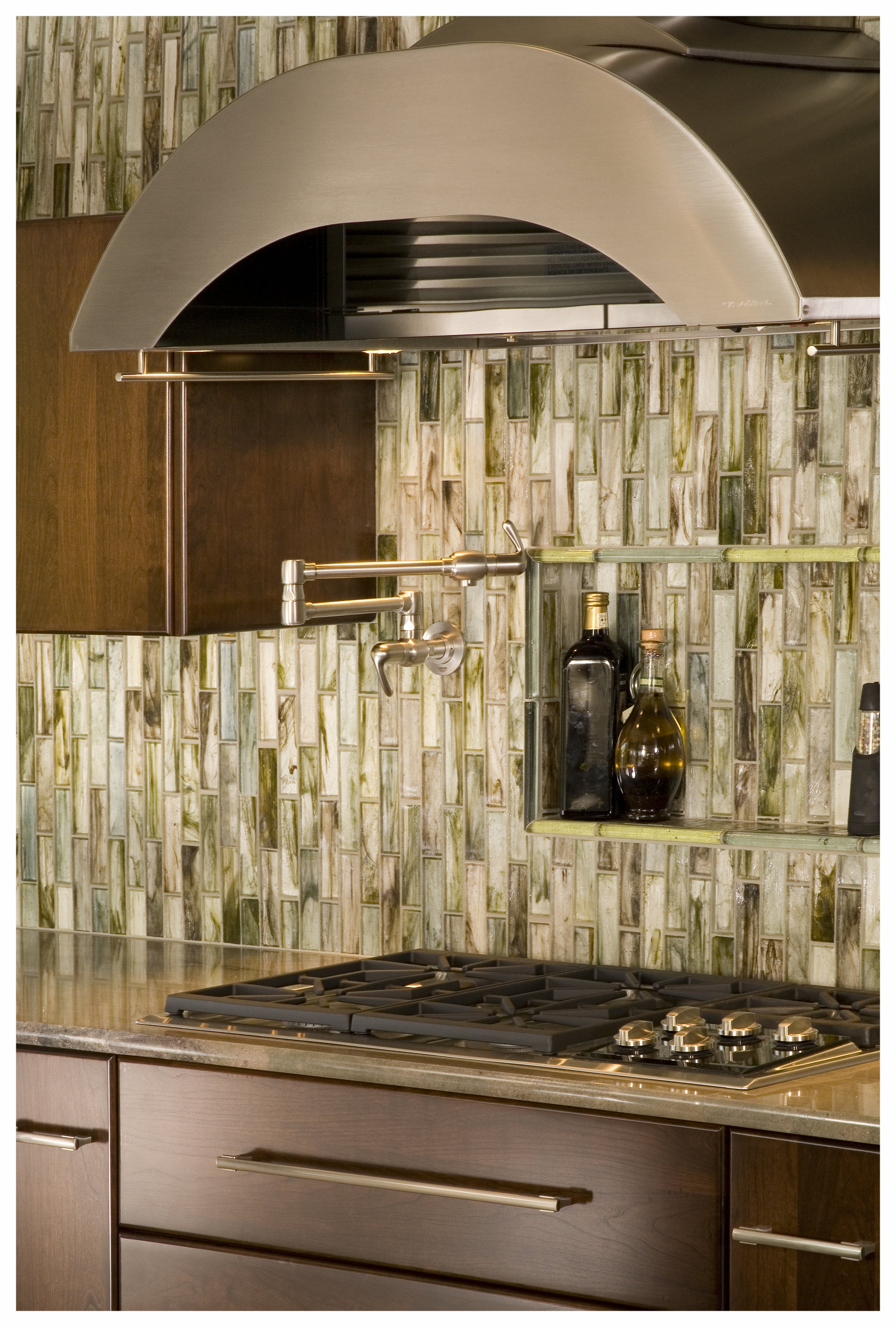 Kirkland Contemporary Kitchen 7.jpg