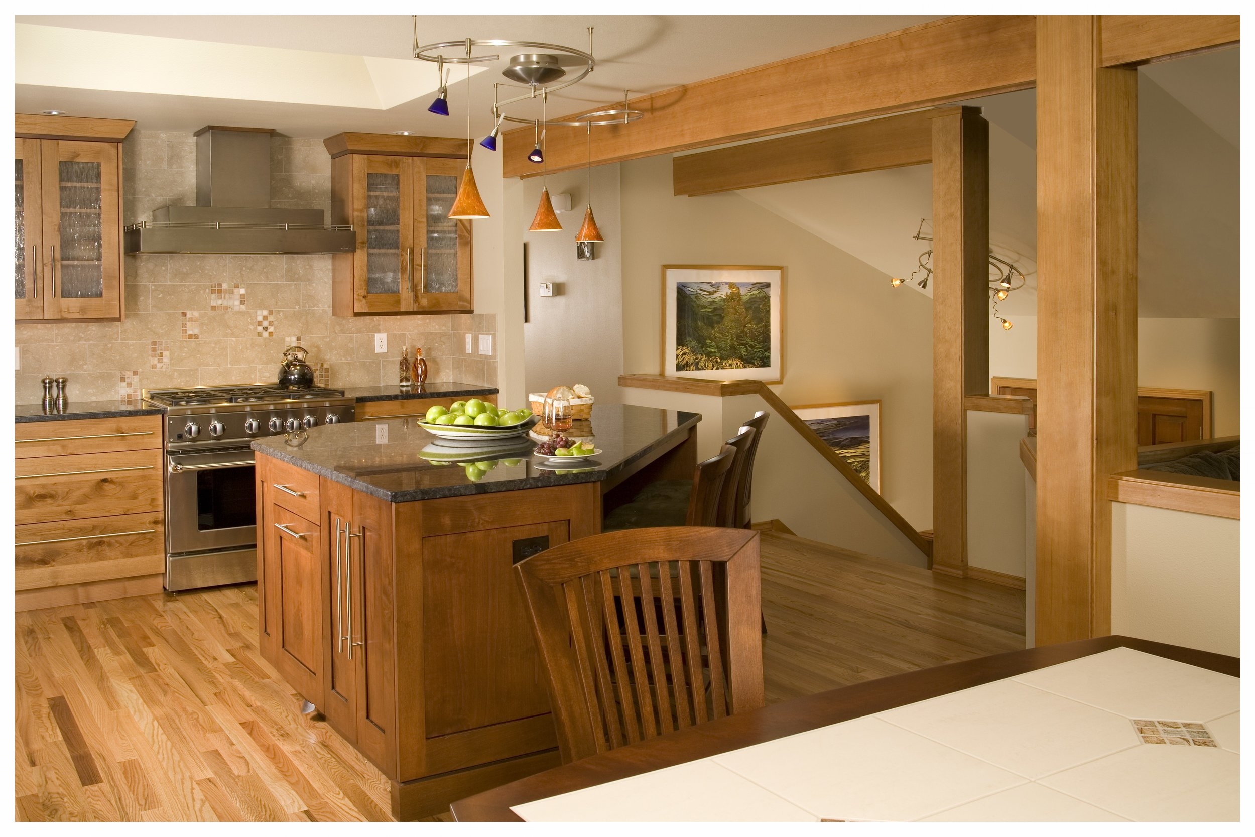 Redmond Traditional Kitchen 2.jpg