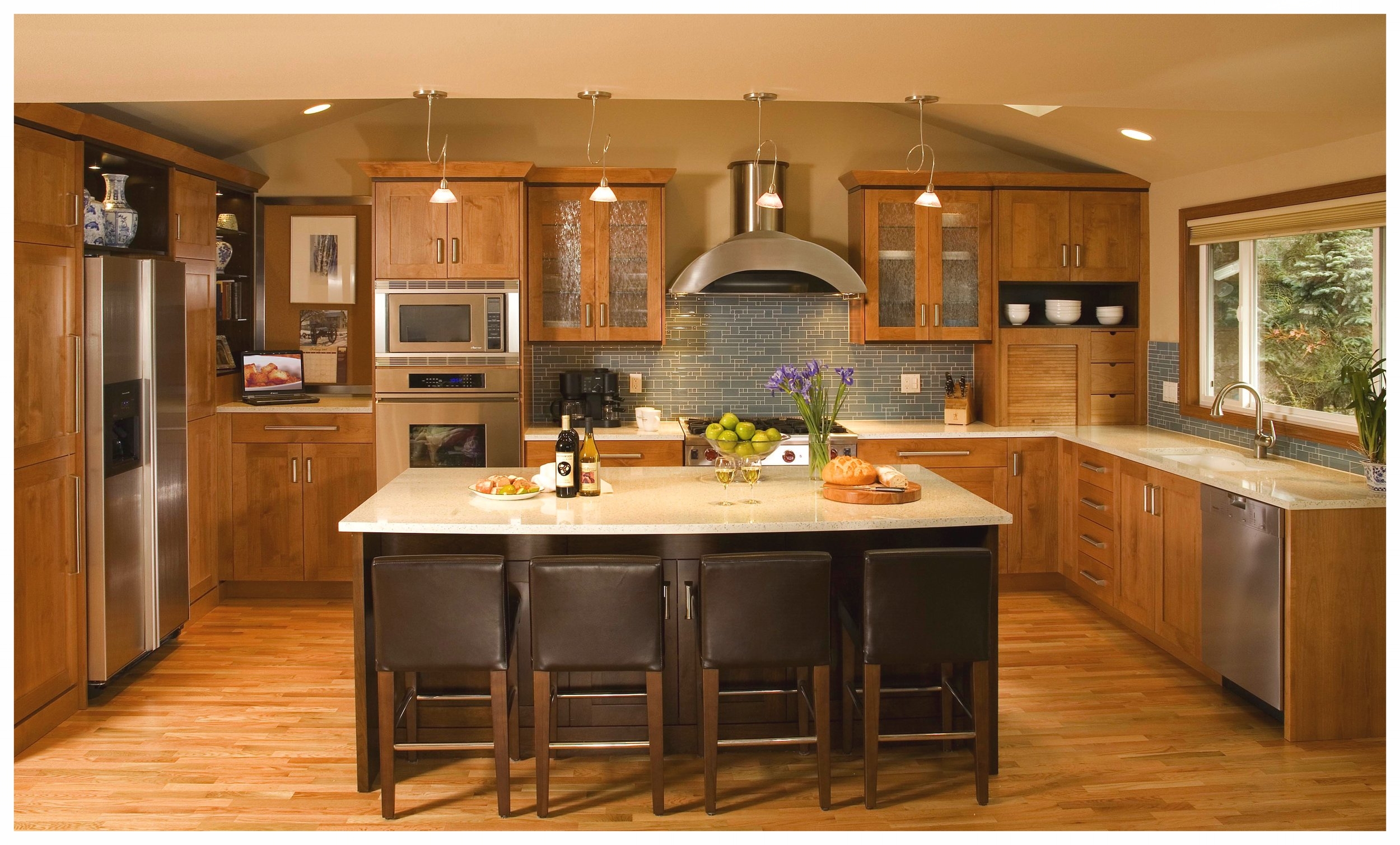 Bellevue Wilburton Park Transitional Kitchen 1.jpg