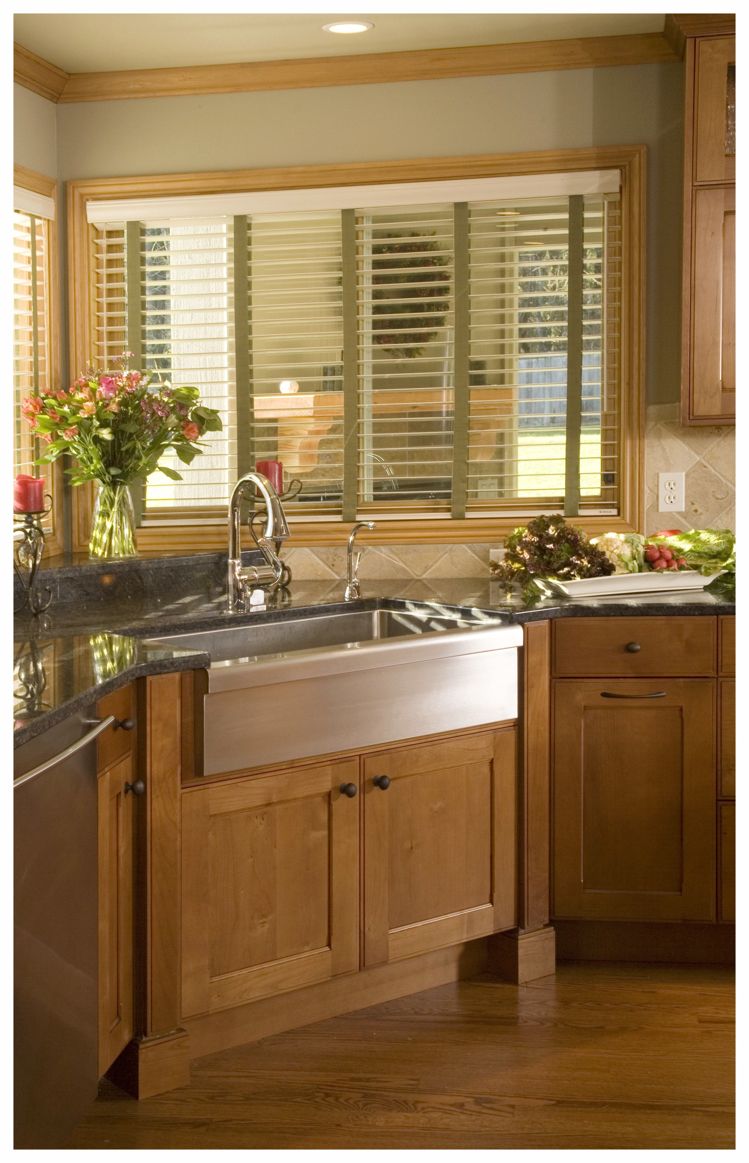 Woodinville Brookside Traditional Kitchen 4.jpg
