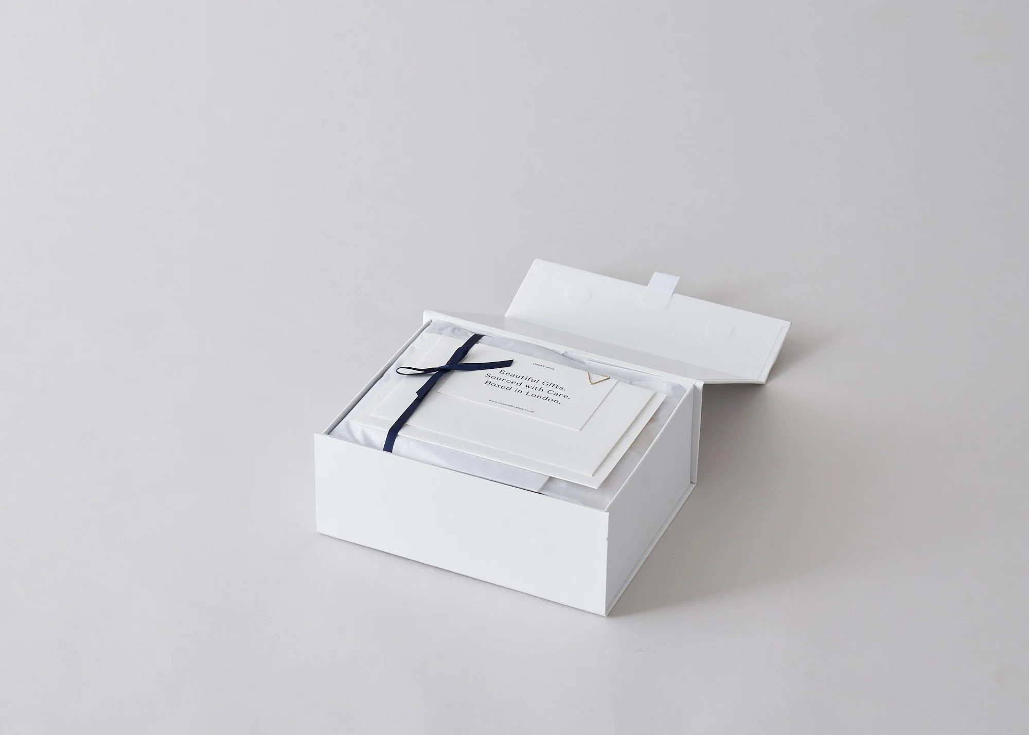 One-and-Twenty-london-giftbox-little-guy-open.jpg