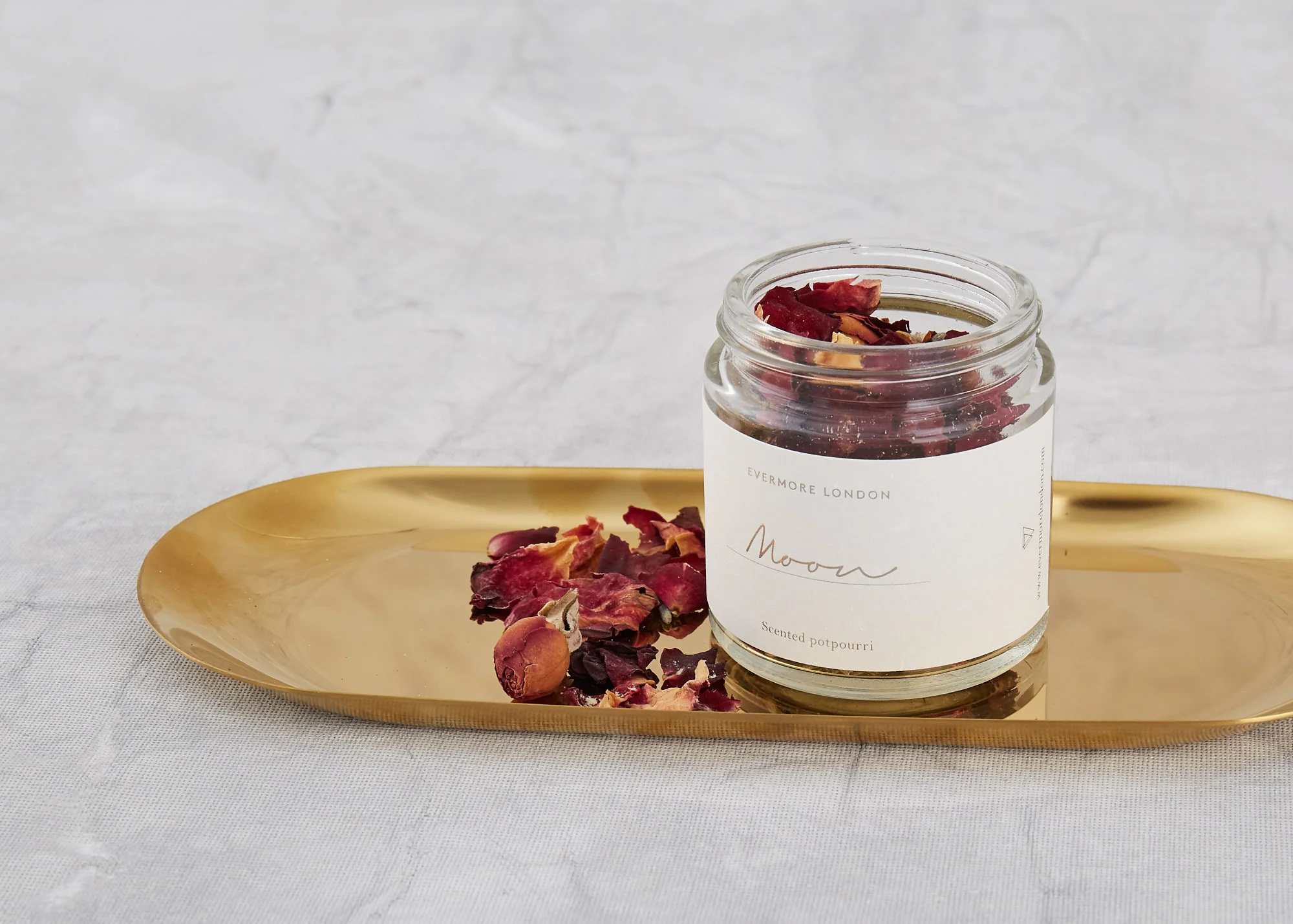 One-and-Twenty-london-giftbox-home-evermore-rose-sage-pot-pourri-tray.jpg