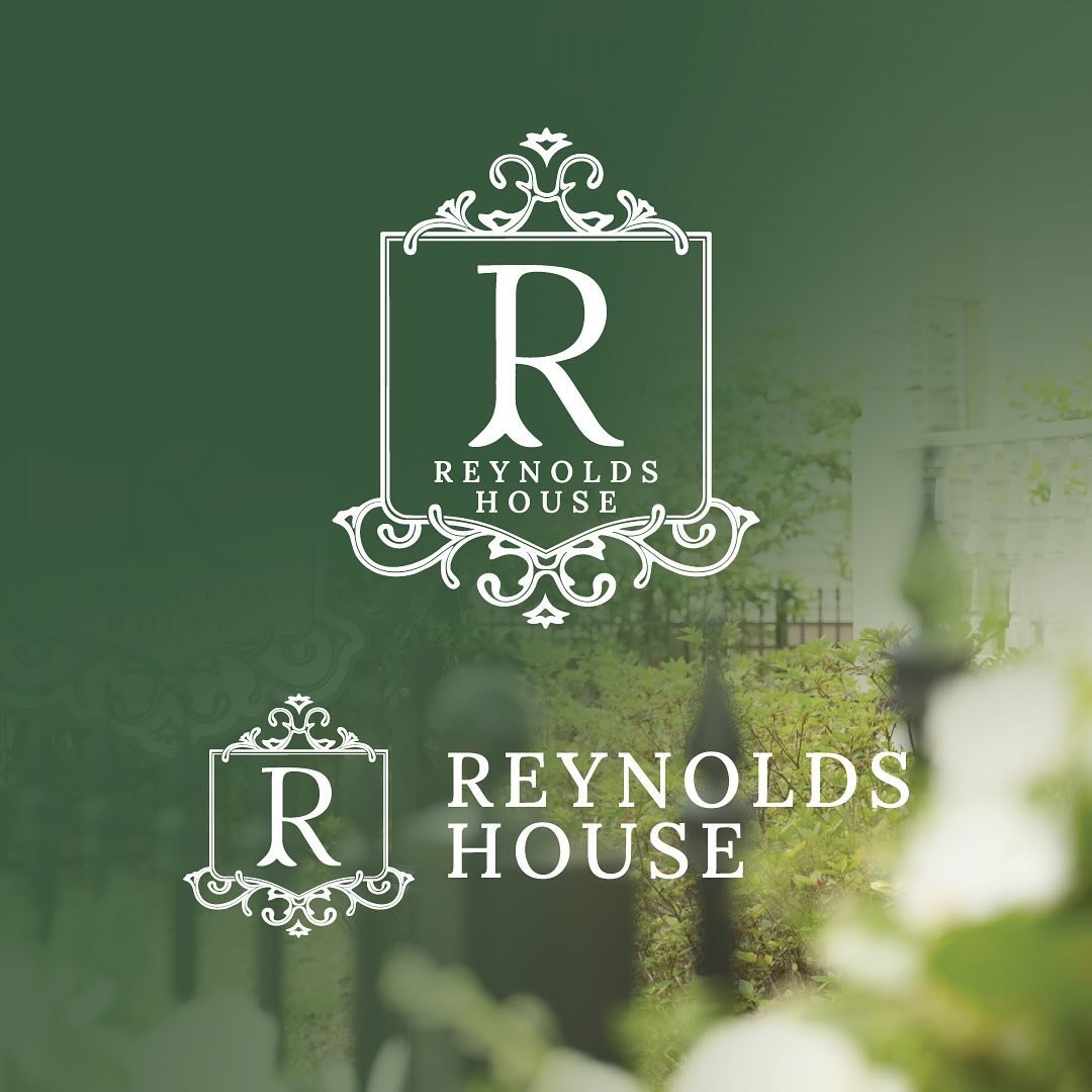 Logo system and signage for @thereynoldshouse. We&rsquo;re excited to have played a part in another one of @portcitypartners&rsquo; incredible event venues in Historic Downtown Brunswick.

Photo by @gavinsellerscreative