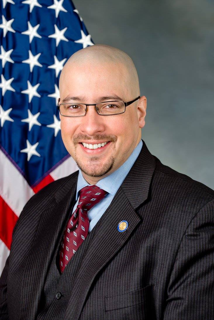 For the last 6 years, Gustavo Rivera has fought for the Bronx, increasing the minimum wage, bringing record funding to our schools, protecting tenants against landlord abuses, and passing paid family leave for families across the state.