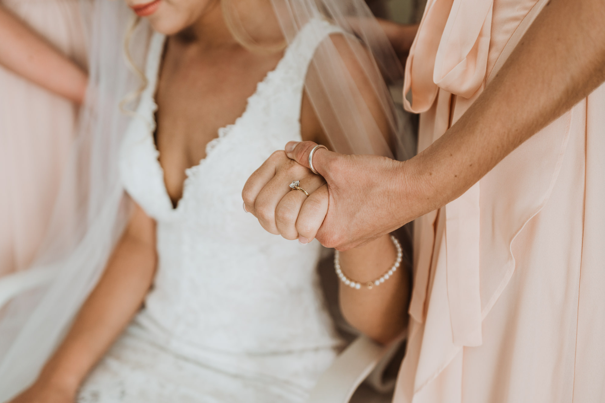 Pingleton_Wedding_Getting_Ready-40.jpg