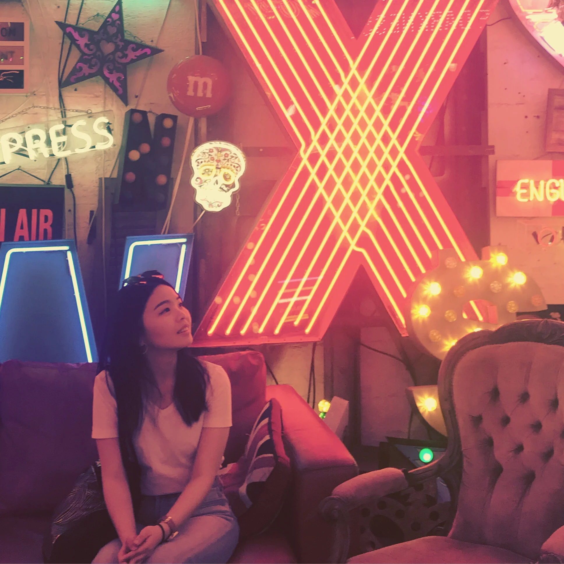 Importance of Instagram and Social Media with Kate Finds Signs