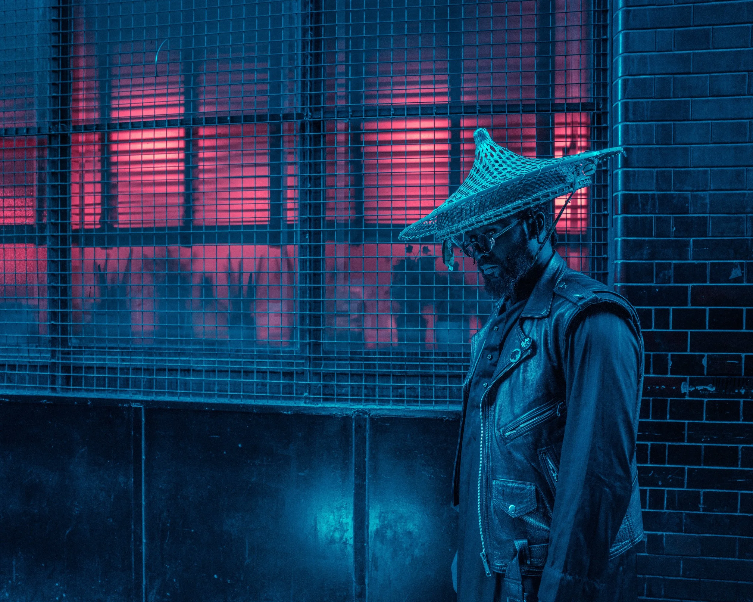 5 of the Best ’80s Style Trends for Neon Sign Inspo
