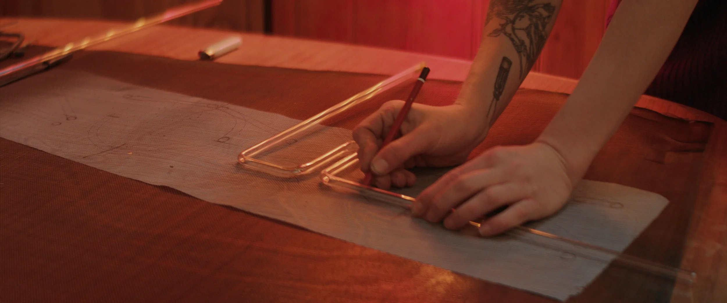Emma-Kate Hart Bending Glass Close Up.jpg