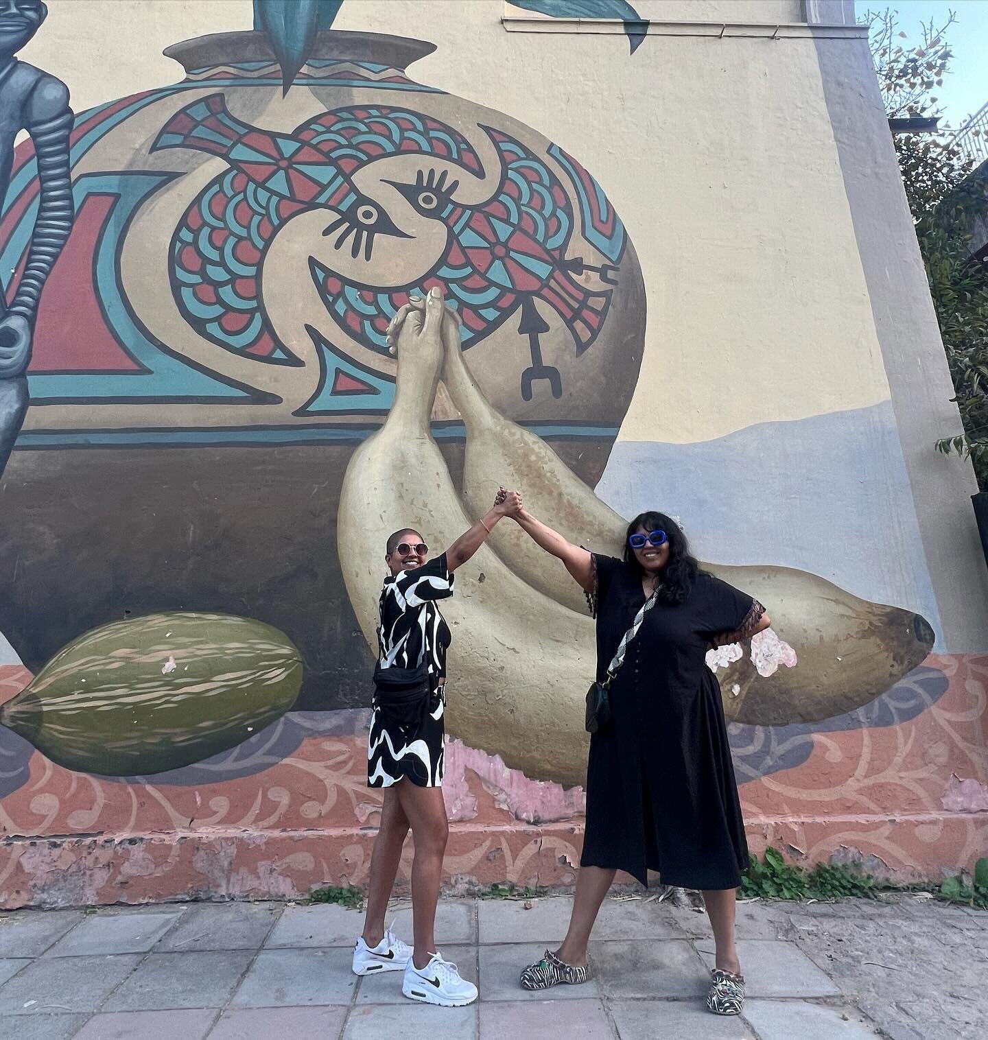 Will chase art in any city I run in. 🍒 Feels extra special to make this motherland pilgrimage with my seesta and pARTner in crime @chana_masala_91. We are only a few days in and our hearts are already full from the time we&rsquo;ve been able to spen
