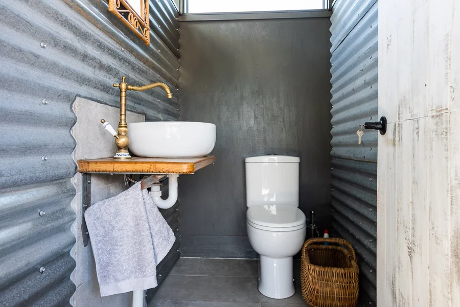 The Tent House - Najanuga: Amenities block toilet.