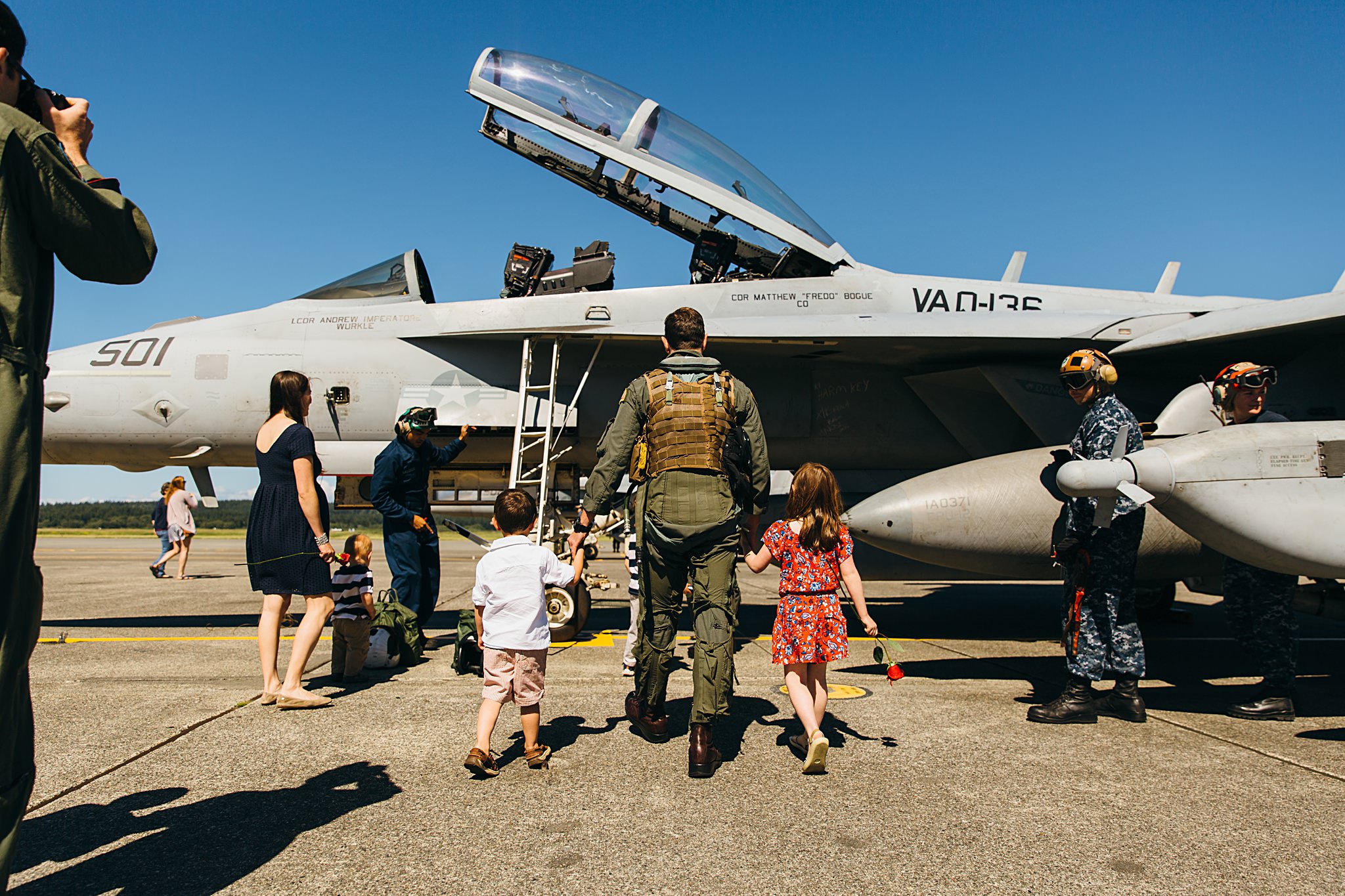 Military Homecoming Photographer | Oak Harbor, WA